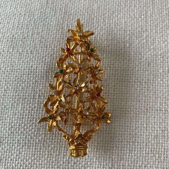 Vintage Gold Christmas Tree Pin Brooch w Gems - Picture 1 of 4